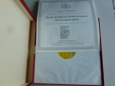 Beethoven - Works for Piano / Wilhelm Kempff, Geza Anda, Jorg Deus (11 LP)