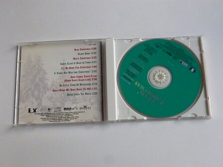 Elvis Presley - Elvis&#039; Christmas album (RCA/BMG)