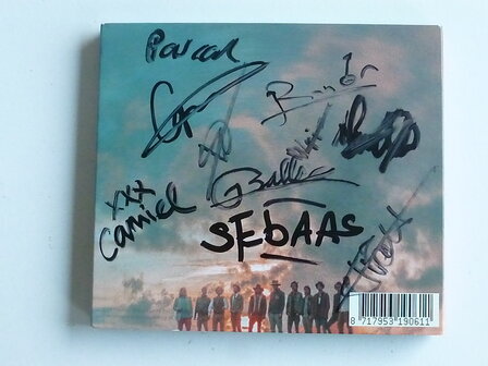 Friends of the Family (Gesigneerd)