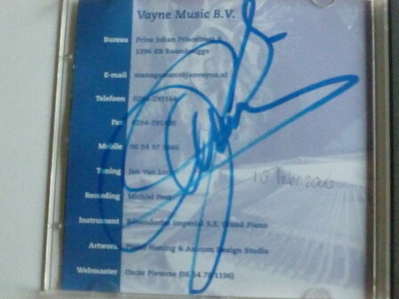 Jan Vayne plays Romantic Popsongs (gesigneerd)