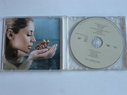 Lara Fabian - Nue