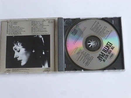 Edith Piaf - The Very Best Of Edith Piaf (Immortal &quot;Little Sparrow&quot; Of France)