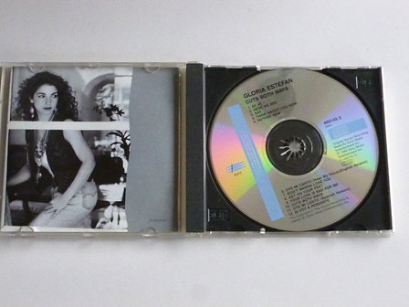 Gloria Estefan - Cuts both ways