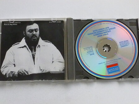 Pavarotti - O Holy Night / Wandsworth boys choir