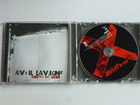 Avril Lavigne - Under my skin