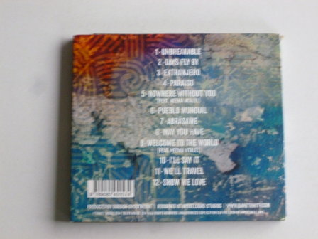 Trinity - Mundo