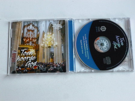 Toen hoorde God... - Harm Hoeve