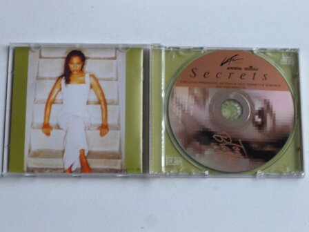 Tony Braxton - Secrets (1996)