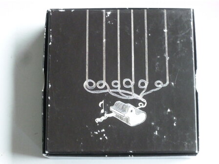 Bjork - Livebox ( 4 CD + DVD)