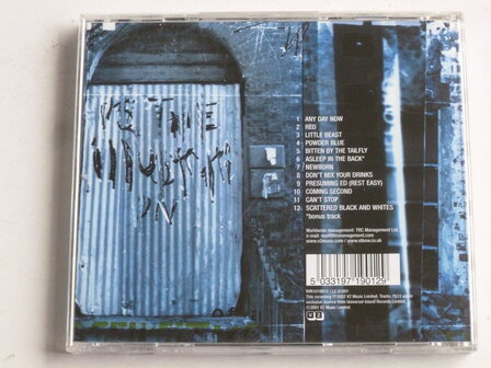 Elbow - Asleep in the back