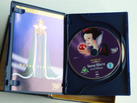 Snow White and the Seven Dwarfs (2 DVD Collector&#039;s Edition + boek)