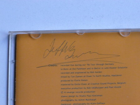 Montezuma&#039;s Revenge - Best of Live (gesigneerd)