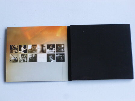 Robbie Williams - In and out of Consciousness / Greatest Hits 1990-2010 (2 CD) digipack