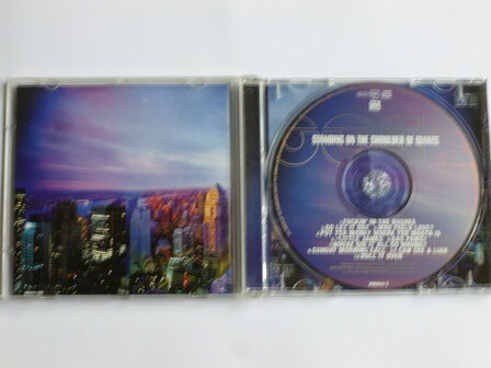 Oasis - Standing on the shoulder of giants