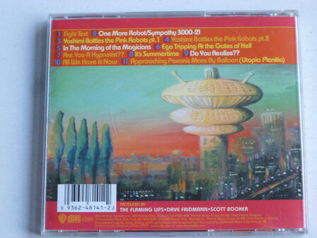 The Flaming Lips - Yoshimi battles the pink robots