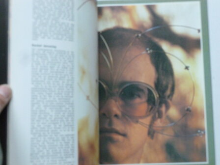 Gillian Harvey - Elton John (boek)