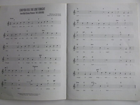 Easy Pop Melodies - Hal Leonard ( inclusief CD)
