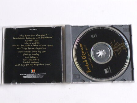 Sin&eacute;ad O&#039;Connor - am i not your girl?