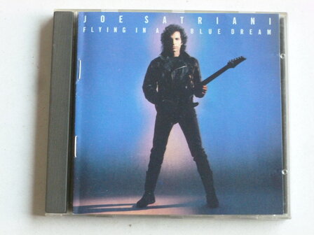 Joe Satriani - Flying in a blue dream (relativity)