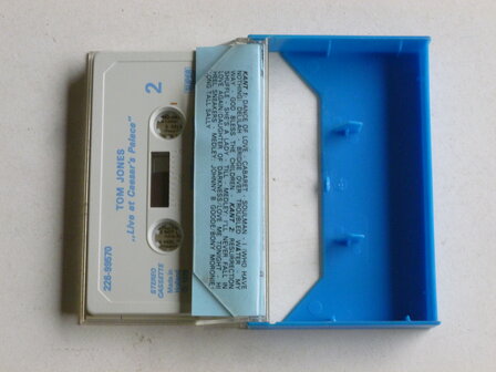 Tom Jones - Live at Ceasar&#039;s Palace (cassette bandje)