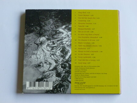 Lucette van den Berg - zing shtil / Yiddish Songs