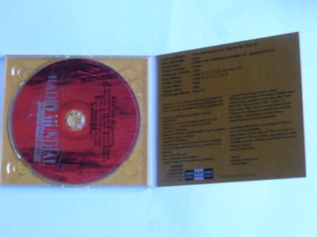 Radio Mundial - Crescent double quartet