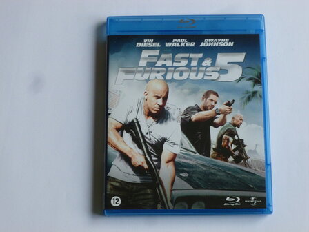 Fast &amp; Furious 5 (Blu-ray)