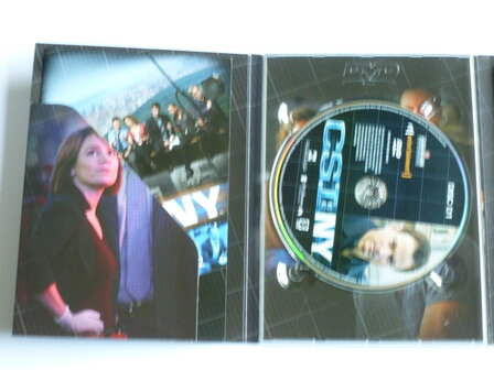 CSI=NY - Seizoen 4 afl. 4.1 - 4.12 (3 DVD)