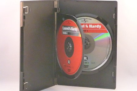 Laurel &amp; Hardy - 2 DVD Box Talkies 3 (dig. rem)&nbsp;