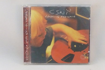 Crosby Stills Nash &amp; Young - Looking Forward