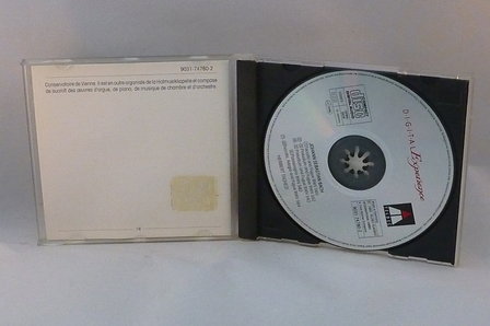 Bach - Toccata &amp; Fugue / Herbert Tachezi