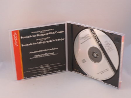 Tchaikovsky / Dvorak - Serenades for strings, Amadeus Chamber Orchestra