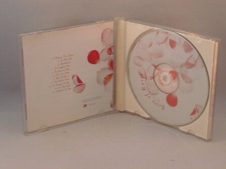 Bette Midler - Bette of Roses