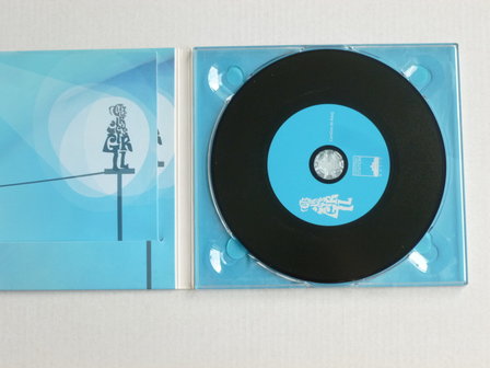 Caroline de Rooij - Little circus girl