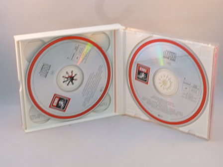 Bach - Matth&auml;us Passion / G&ouml;nnenwein (3 CD)