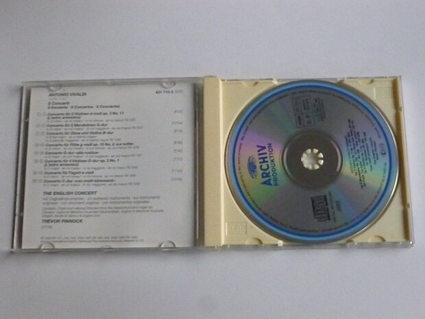 Vivaldi - 8 Concerti / Trevor Pinnock