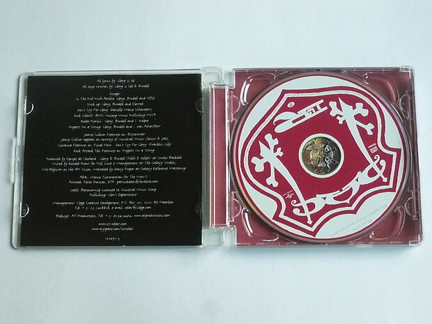 Pirates Among Puppets - Relax