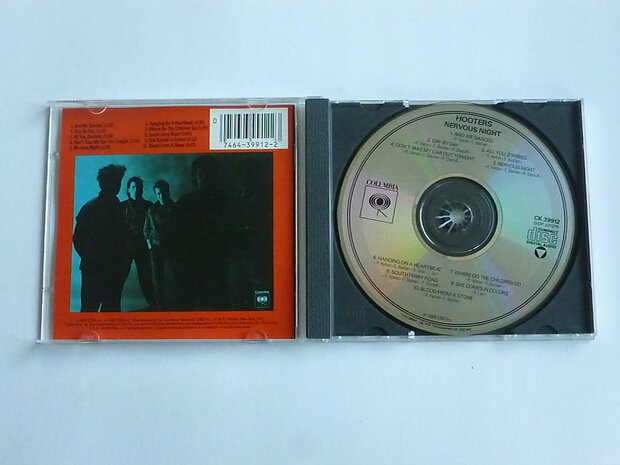 Hooters - Nervous night