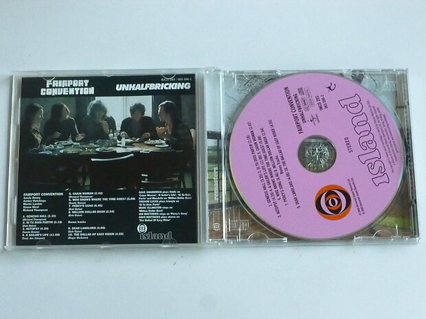 Fairport Convention - Unhalfbricking (geremastered)