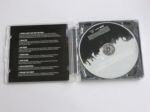 Jonas Brothers - Music from the 3d Concert Experience