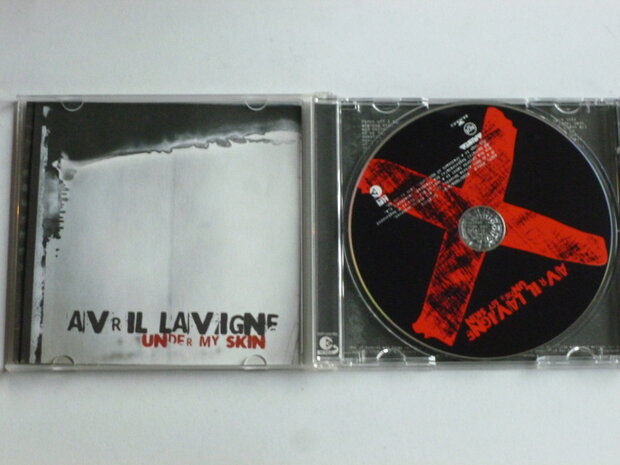 Avril Lavigne - Under my skin