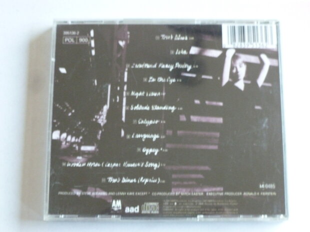 Suzanne Vega - Solitude Standing