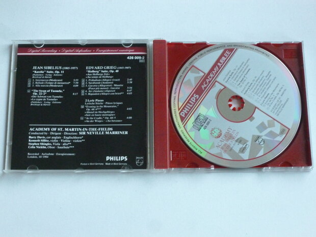 Grieg, Sibelius - Holberg suite / Sir. Neville Marriner