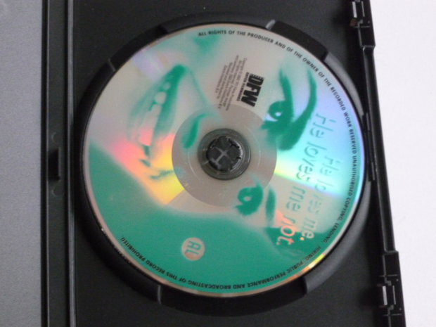 He loves me. He loves me not / Audrey Tautou (DVD)