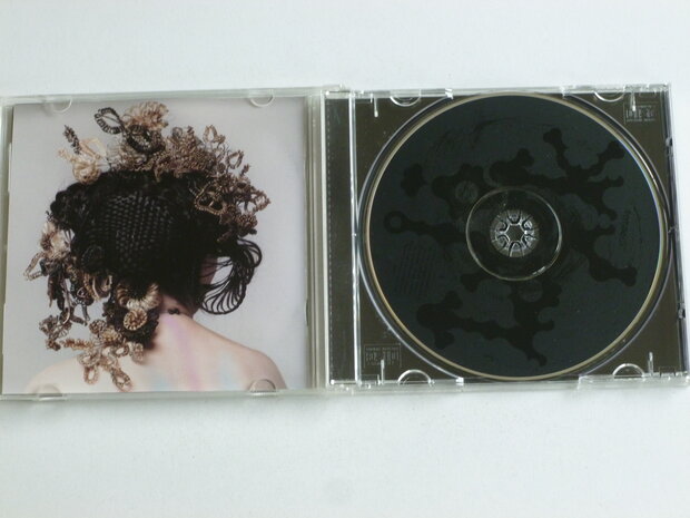 Bjork - Medulla