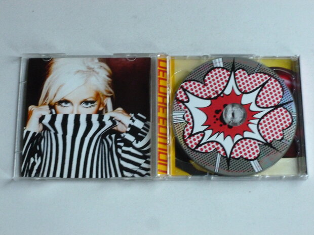 Christina Aguilera - Keeps Gettin' Better / A Decade of Hits (DVD + CD)