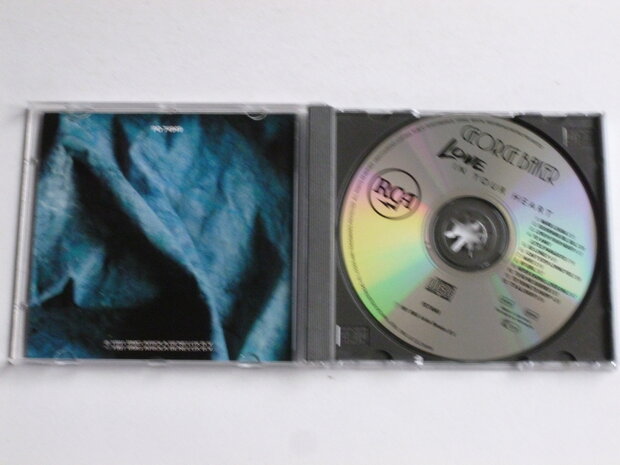 George Baker - Love in your Heart (RCA)