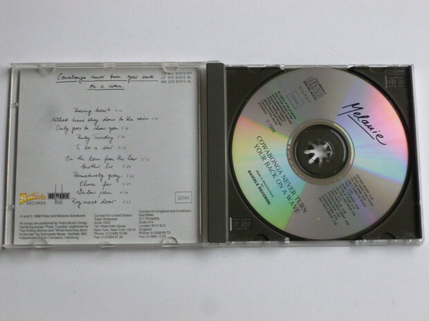 Melanie - Cowabonga never turn your back on a wave