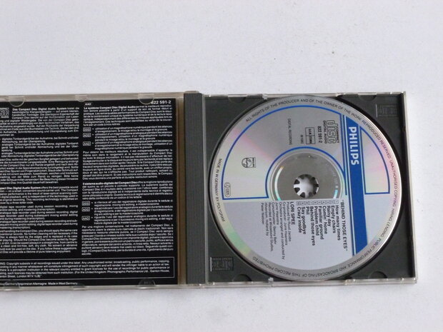 Lori Spee - Behind those eyes