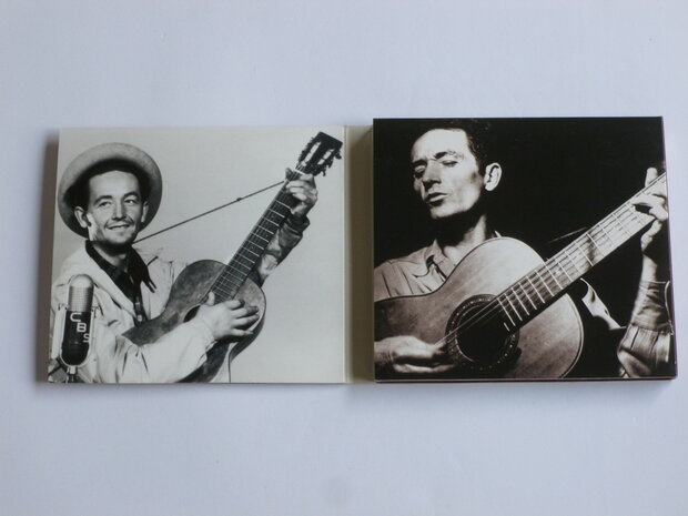 Woody Guthrie - This land is your land (2 CD)
